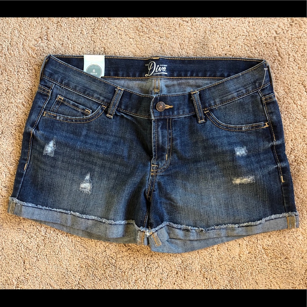 NWT Distressed Denim Shorts 6 3.5” inseam Old Navy
